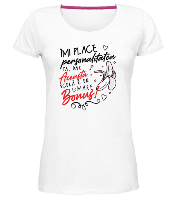  model  pe tricou