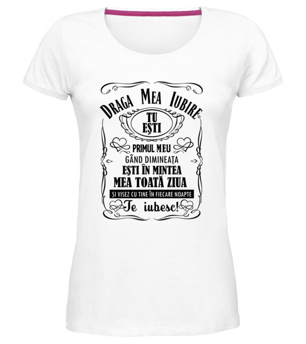  model  pe tricou