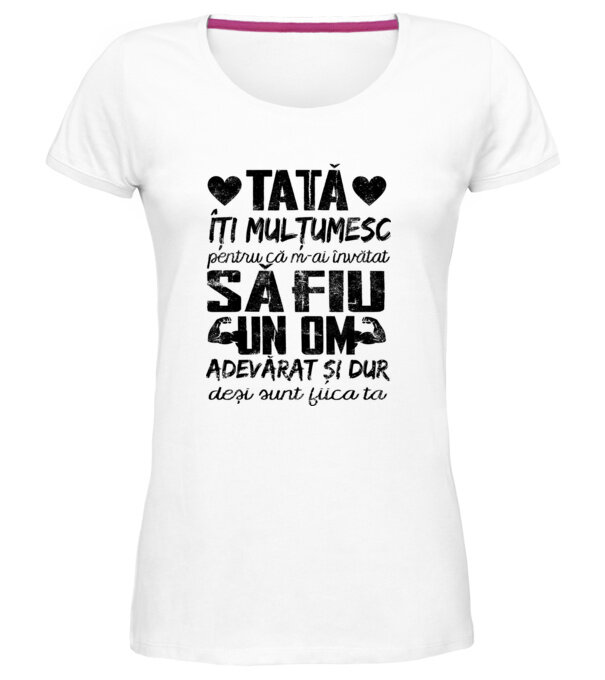  model  pe tricou