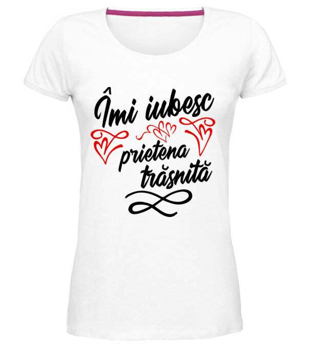  model  pe tricou