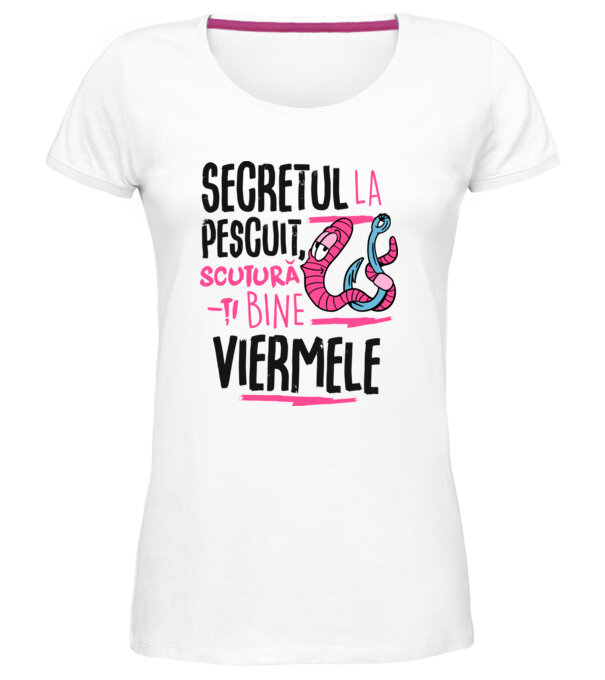  model  pe tricou