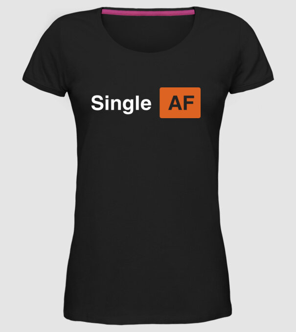 Single AF model negru pe tricou