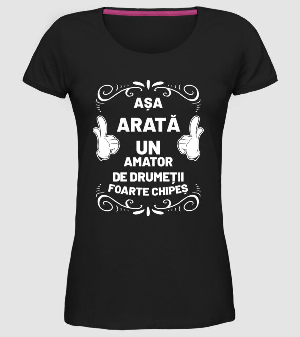așa arată un amator de drumeții foarte chipeș model negru pe tricou