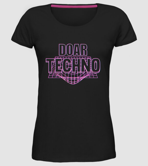 Doar techno model negru pe tricou