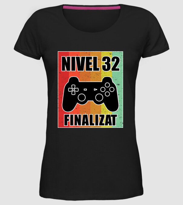 Nivel 32 finalizat model negru pe tricou