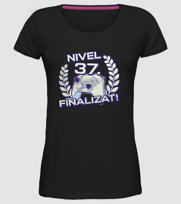 Nivel 37 finalizat! model negru pe tricou