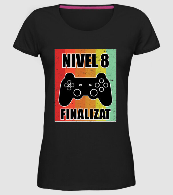 Nivel 8 finalizat model negru pe tricou