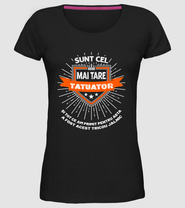 sunt cel mai tare tatuator și tot ce am primit pentru asta a fost acest tricou jalnic model negru pe tricou