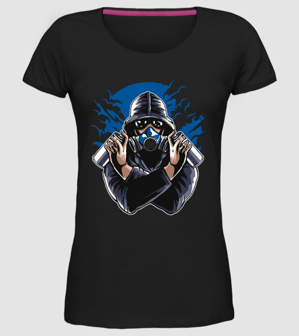 Graffiti model negru pe tricou