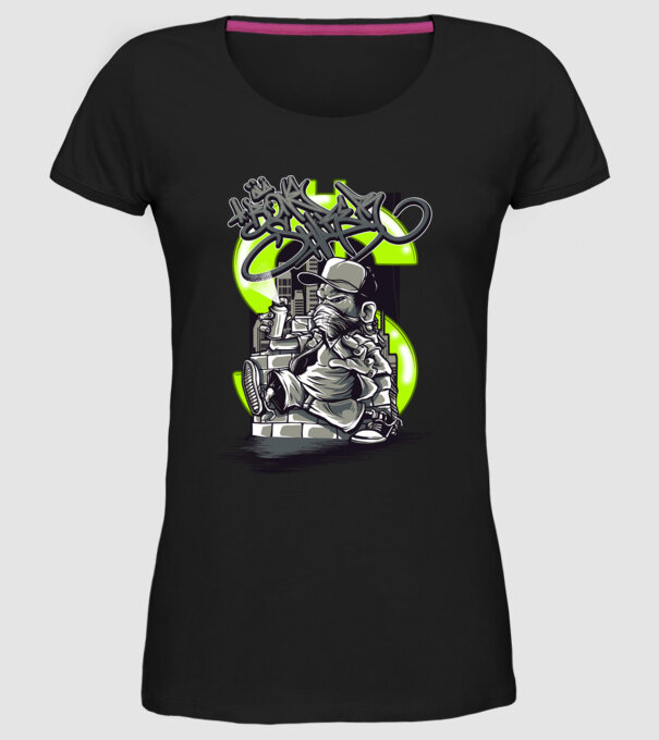 Graffiti model negru pe tricou