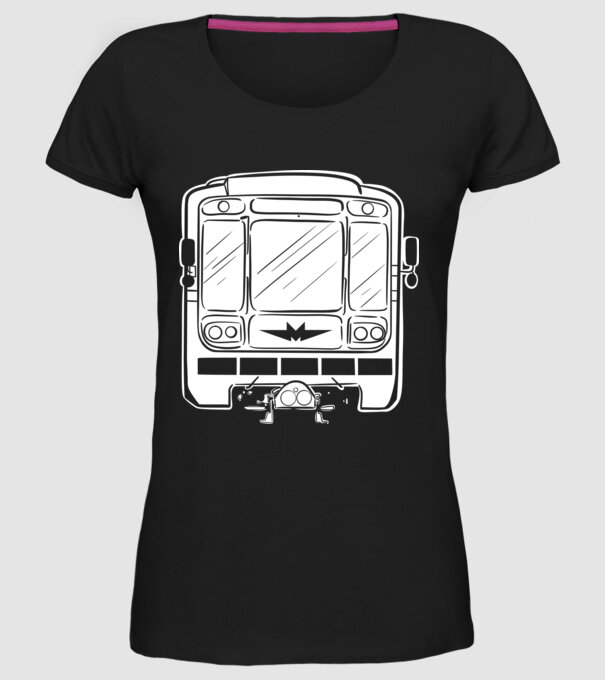Trenuri model negru pe tricou