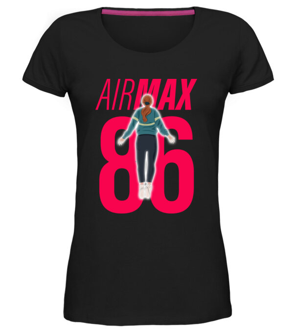  model  pe tricou