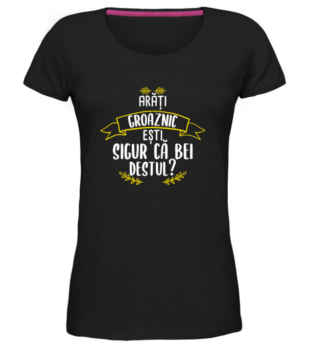  model  pe tricou