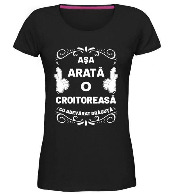  model  pe tricou