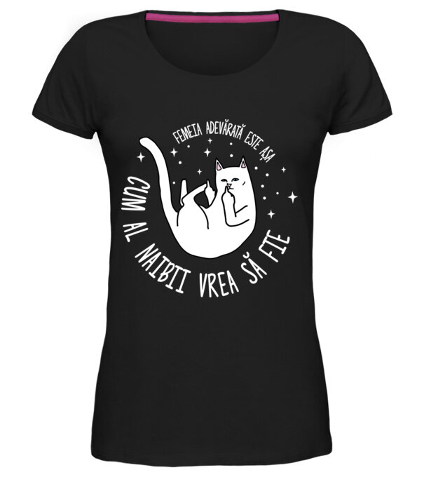  model  pe tricou