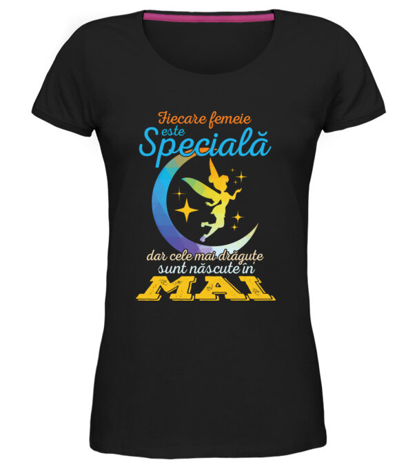 model  pe tricou