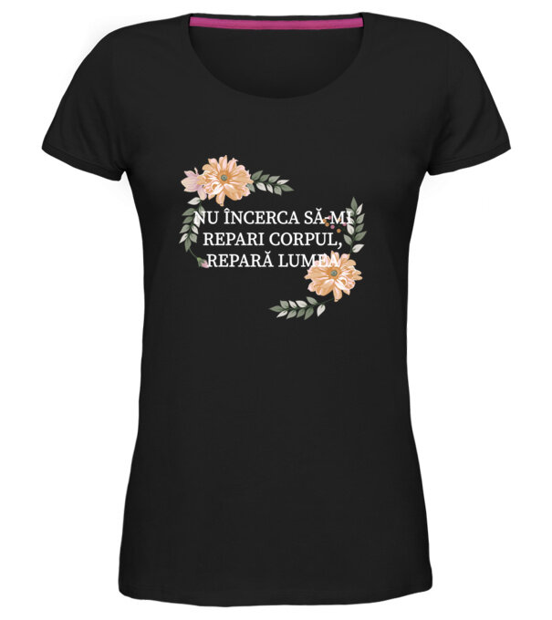  model  pe tricou