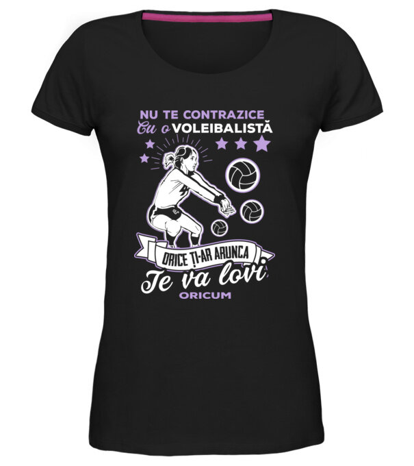  model  pe tricou