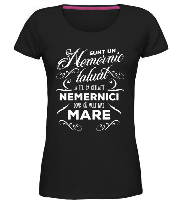  model  pe tricou