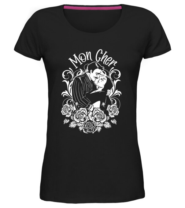  model  pe tricou