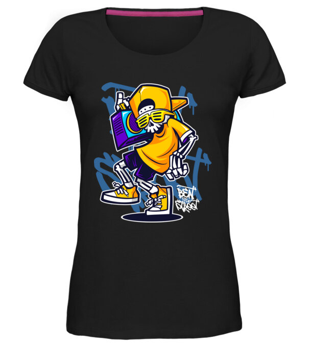  model  pe tricou