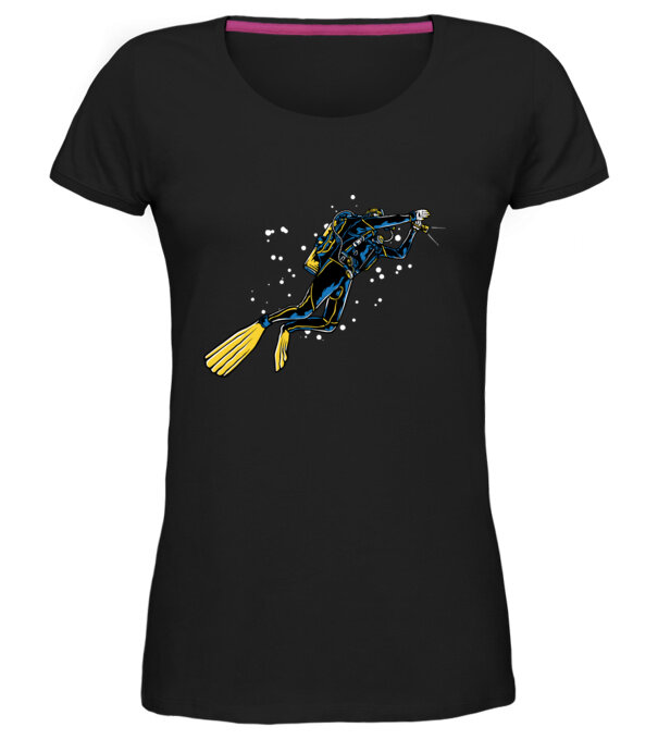  model  pe tricou