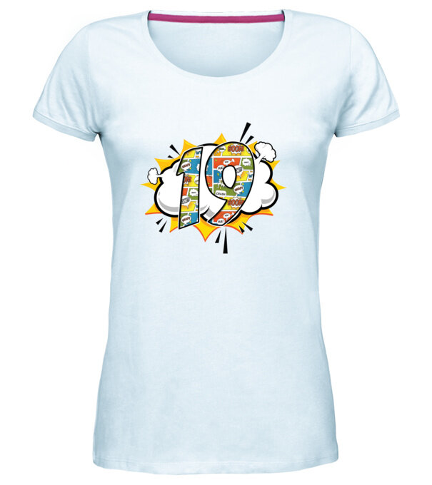  model  pe tricou