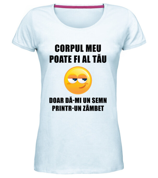  model  pe tricou