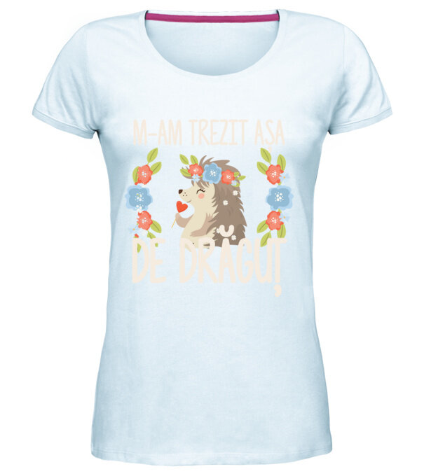  model  pe tricou