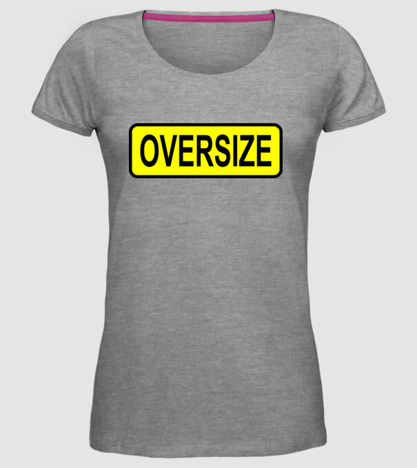 Oversize model gri pe tricou
