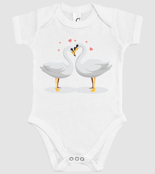 LEBEDE ÎNDRĂGOSTITE model alb pe tricou