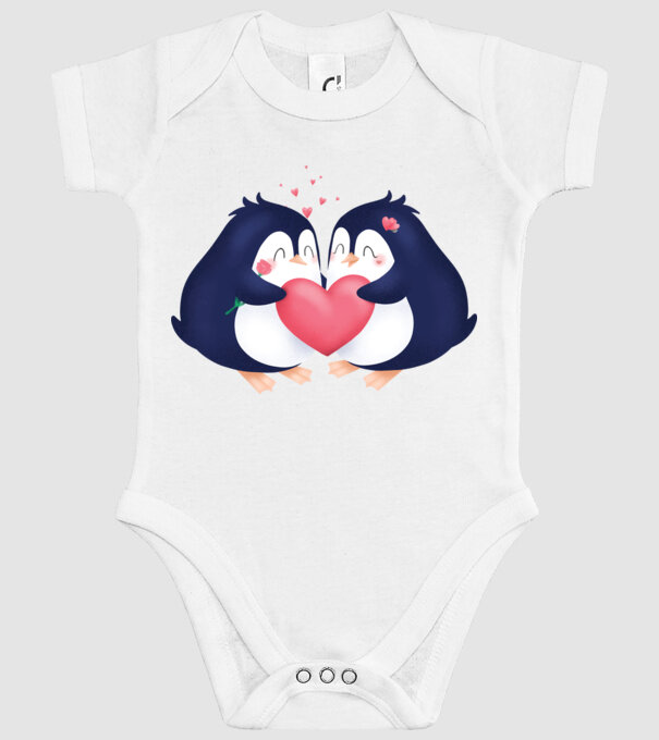 PINGUIN ÎNDRĂGOSTIT model alb pe tricou