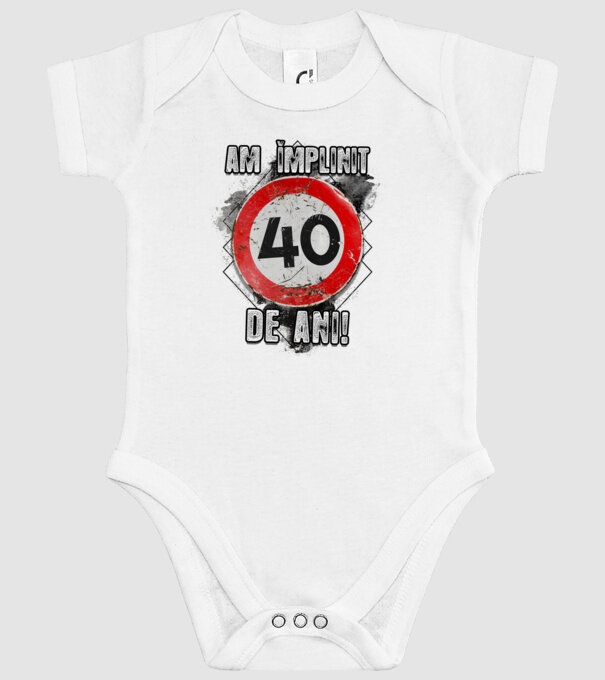 Am împlinit 40 de ani! model alb pe tricou