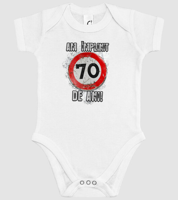 Am împlinit 70 de ani! model alb pe tricou