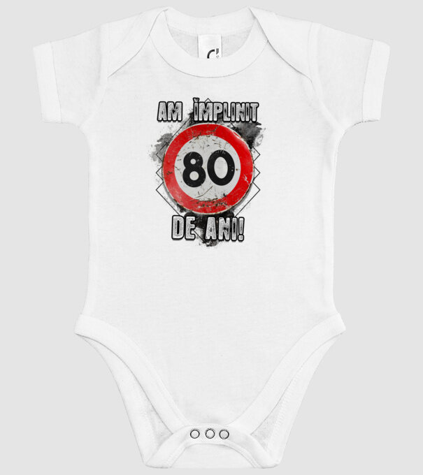 Am împlinit 80 de ani! model alb pe tricou