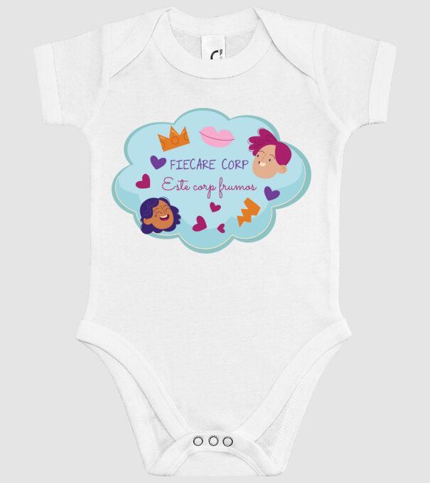 Fiecare corp model alb pe tricou