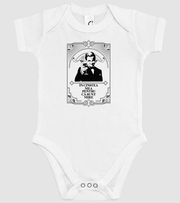 în cinstea mea, pentru că sunt mire model alb pe tricou