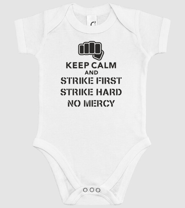 Keep calm and strike first cobra kai model alb pe tricou