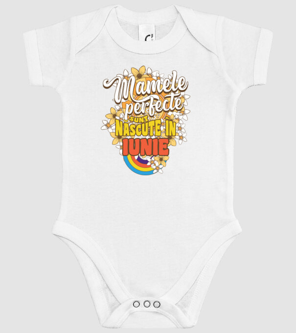 Mamele perfecte sunt născute în iunie. model alb pe tricou