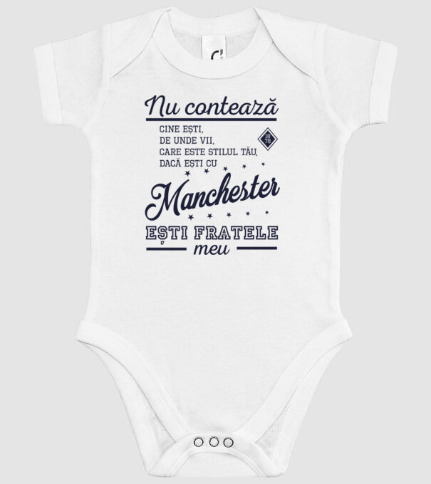 nu contează cine ești, de unde vii, care este stilul tău, dacă ești cu Manchester, ești fratele meu model alb pe tricou