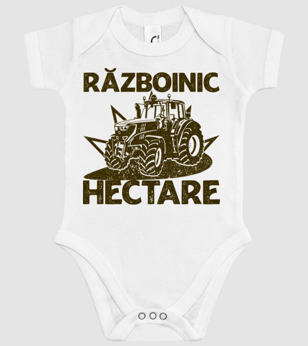 Războinic Hectare model alb pe tricou