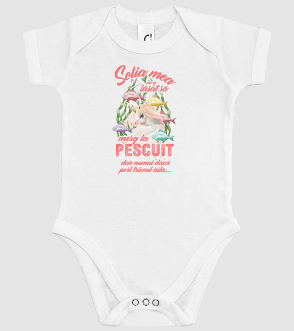 soția mea m-a lăsat să merg la pescuit, dar numai dacă port tricoul ăsta... model alb pe tricou