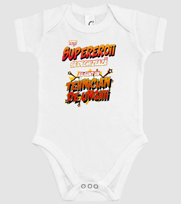 Toți supereroii se deghizează, eu sunt un tehnician de unghii model alb pe tricou
