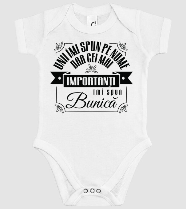 Unii îmi spun pe nume, dar cei mai importanți îmi spun bunică model alb pe tricou
