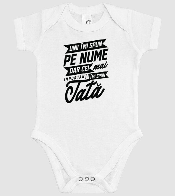 Unii îmi spun pe nume, dar cei mai importanți îmi spun tată model alb pe tricou