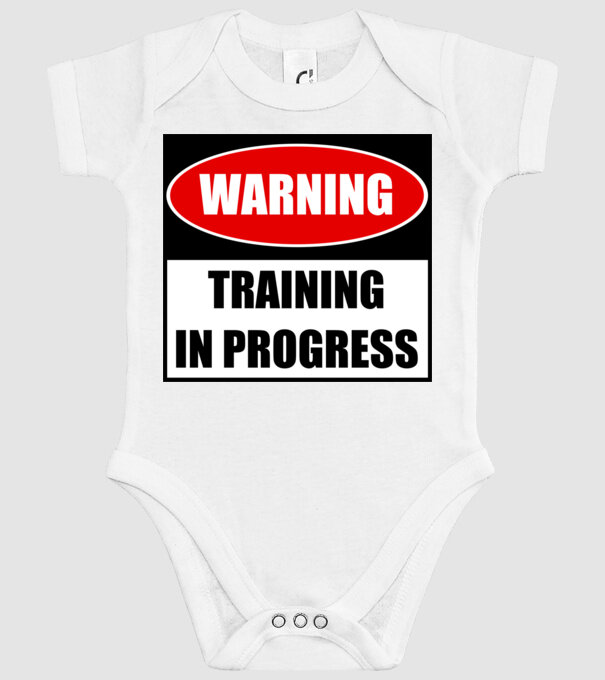 Warning Training In Progress model alb pe tricou