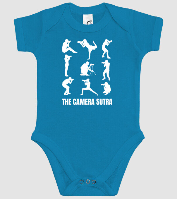Camera sutra model turcoaz pe tricou