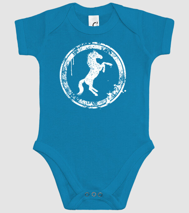 horse badge model turcoaz pe tricou
