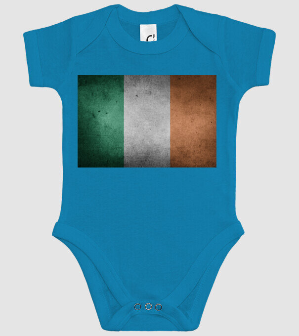 IRELAND model turcoaz pe tricou