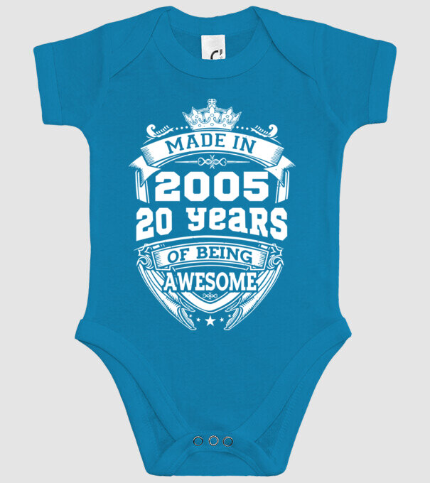 Made in awesome 2005 model turcoaz pe tricou
